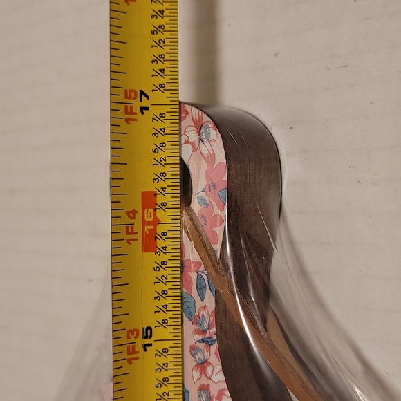 NWT Pioneer Woman Cutting Board - Picture 13 of 16